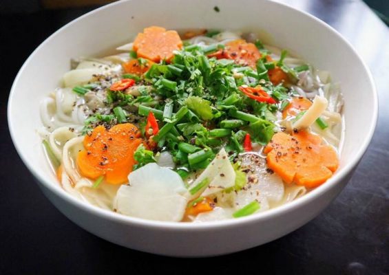 bánh canh chay