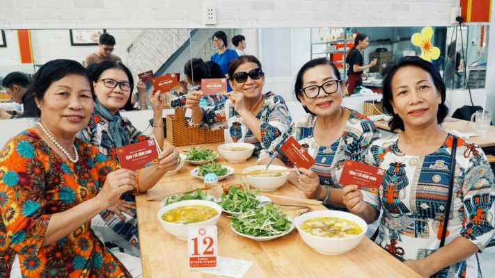 mở quán bánh canh để khởi nghiệp